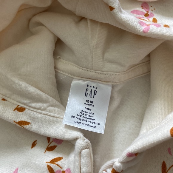 NWOT- Baby Gap Sweatshirt jumper - Picture 2 of 3
